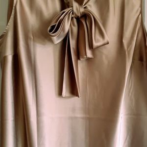 New satin blouse, no tags